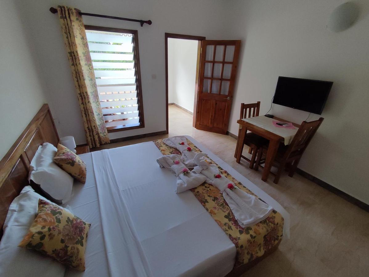La Residence D'Almee Guesthouse Baie Sainte Anne Εξωτερικό φωτογραφία